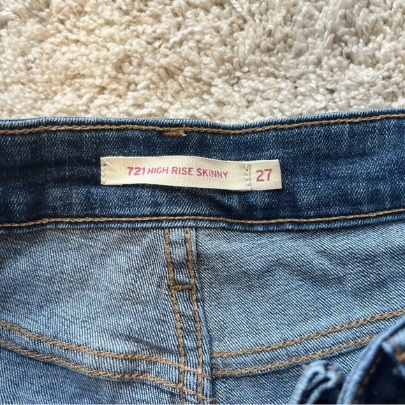 Levi’s 721 High Rise Skinny Jeans - Picture 3 of 5